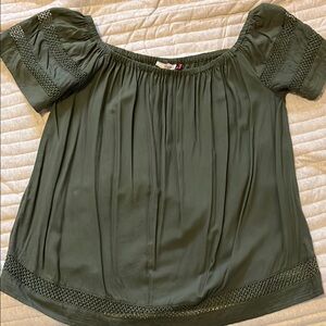 Women's SO Off the shoulder Green Top